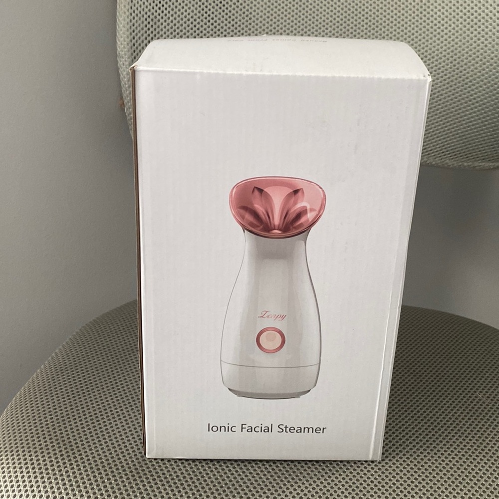 Facial Steamer! Box and directions included! Rose gold and white